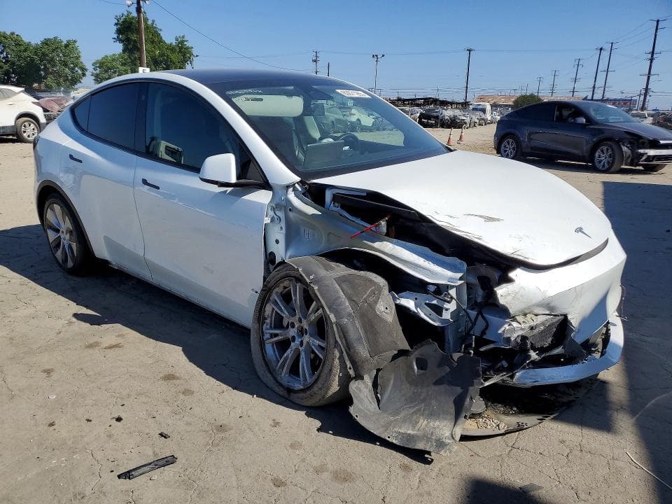 2021 TESLA MODEL Y 4
