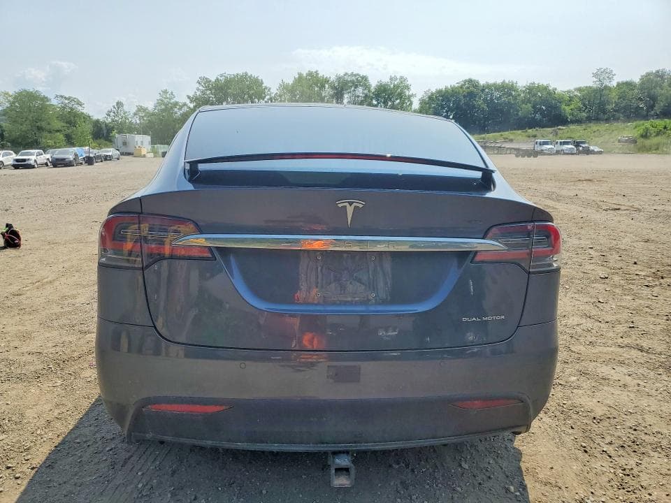 2019 TESLA MODEL X 6
