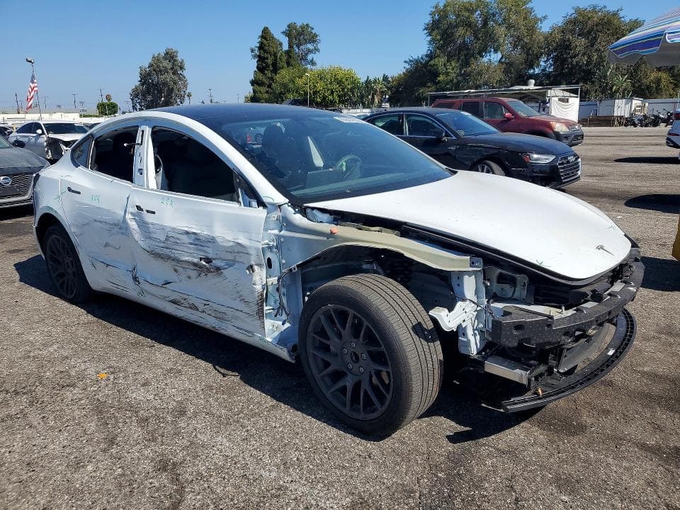 2025 TESLA MODEL 3 4