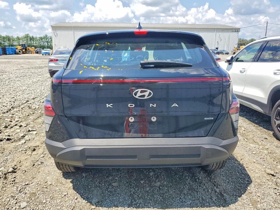 2025 HYUNDAI KONA SE 6