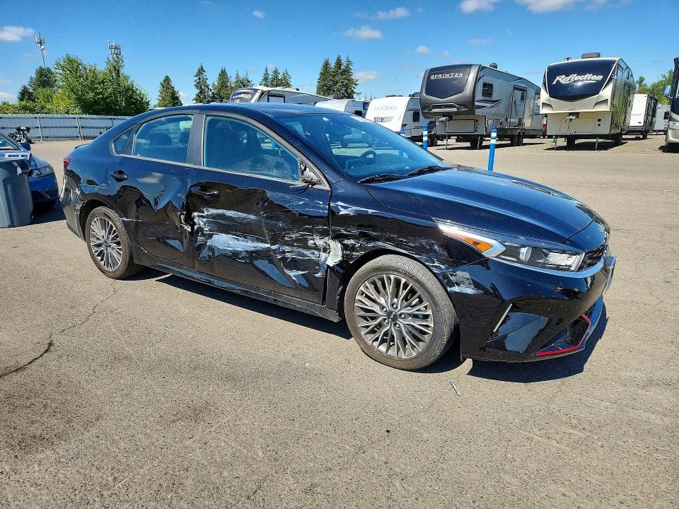 2022 KIA FORTE GT LINE 4