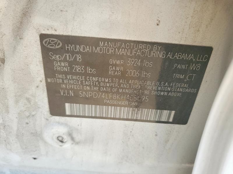 2019 HYUNDAI ELANTRA SE 12