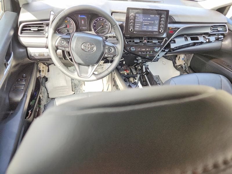 2024 TOYOTA CAMRY SE 8