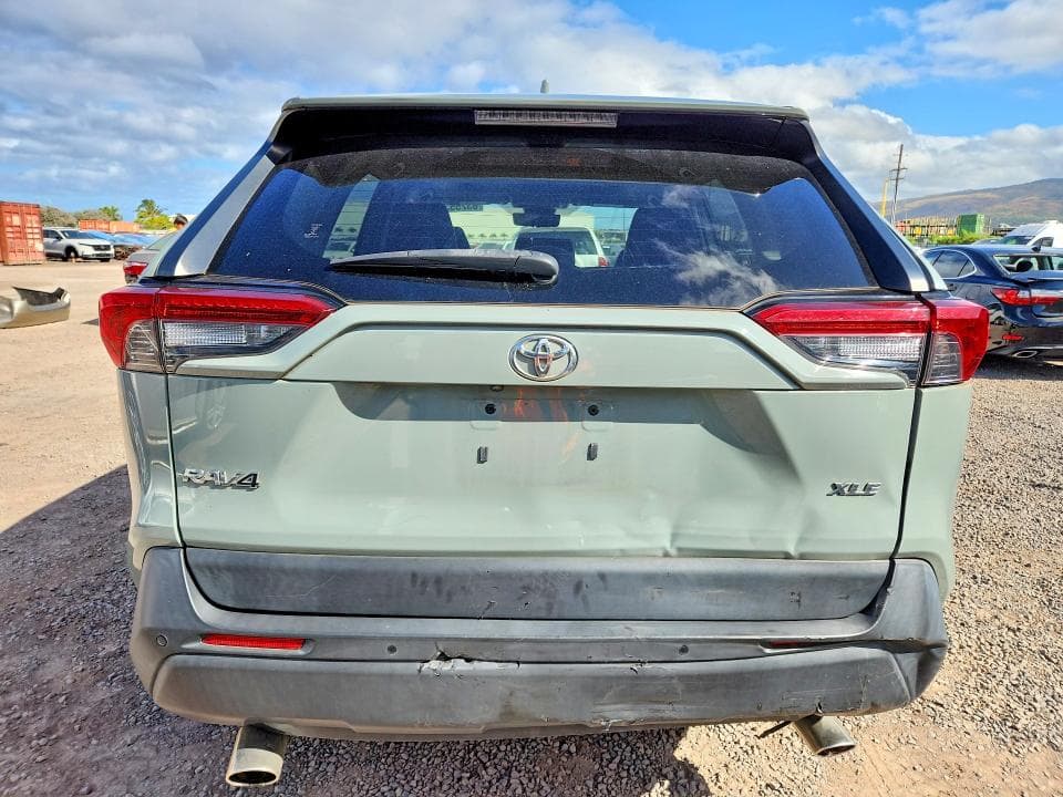 2021 TOYOTA RAV4 XLE PREMIUM 6