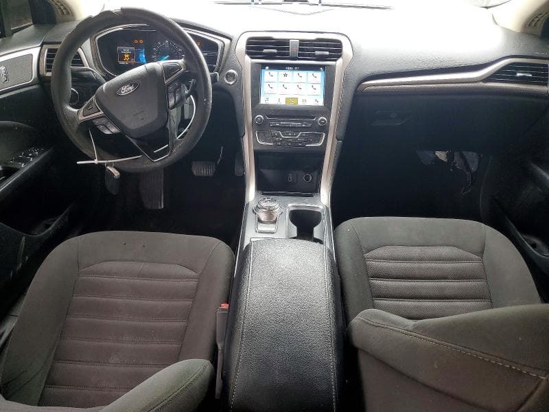 2017 FORD FUSION SE 8