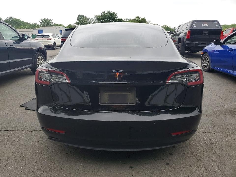 2020 TESLA MODEL 3 6