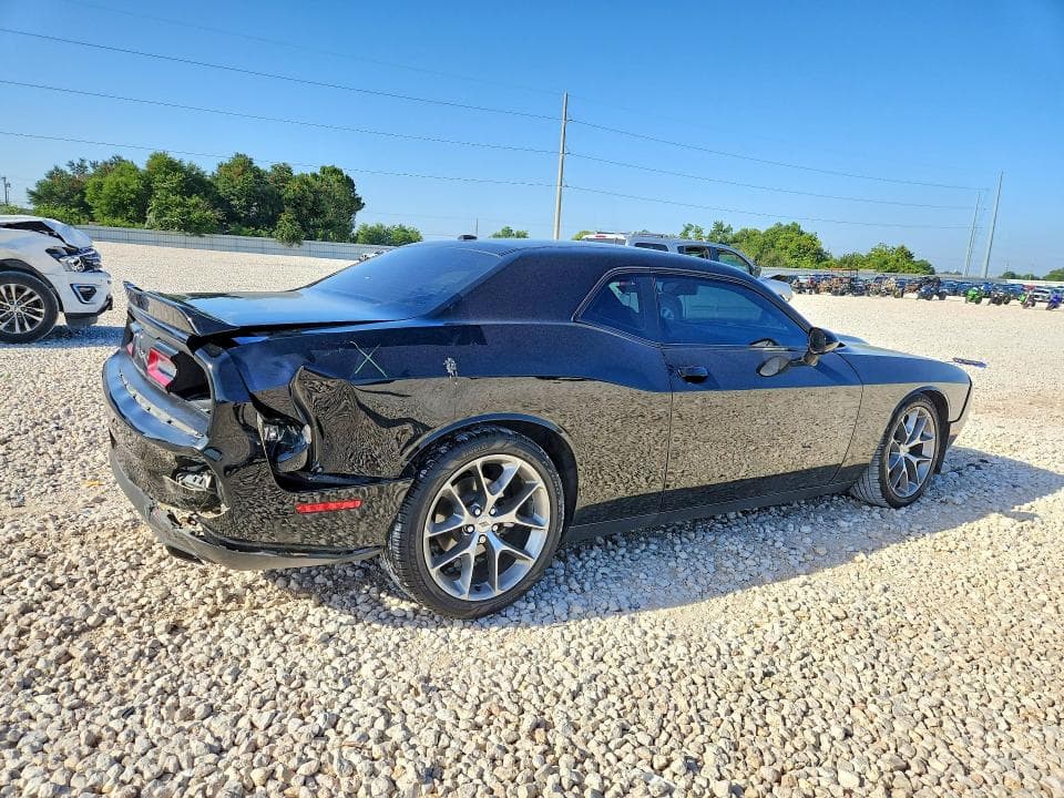 2021 DODGE CHALLENGER GT 3