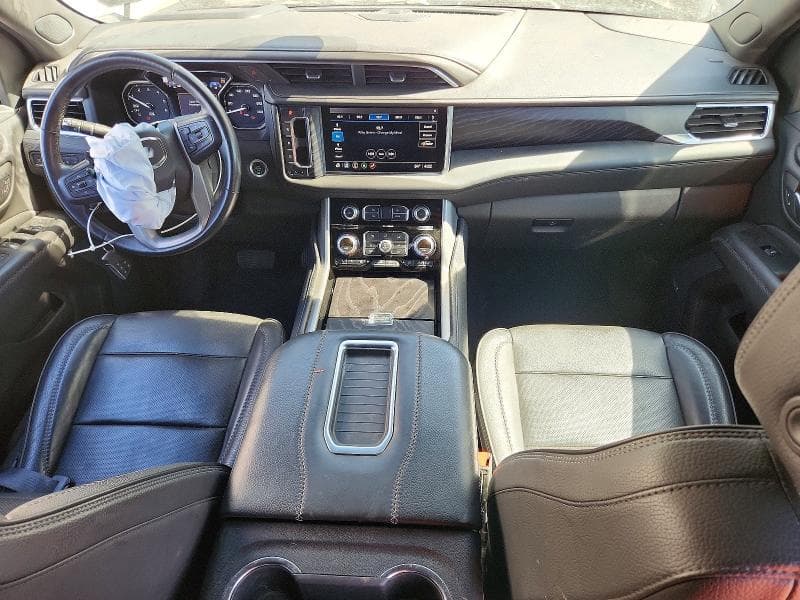 2021 GMC YUKON DENALI 8