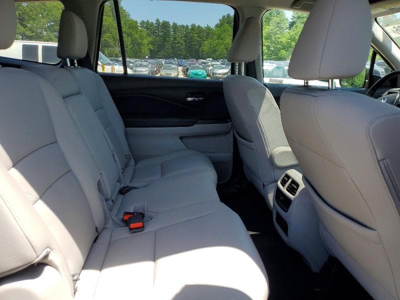 2018 HONDA PILOT 11