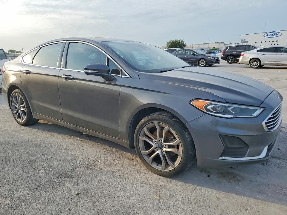 2019 FORD FUSION SEL 4