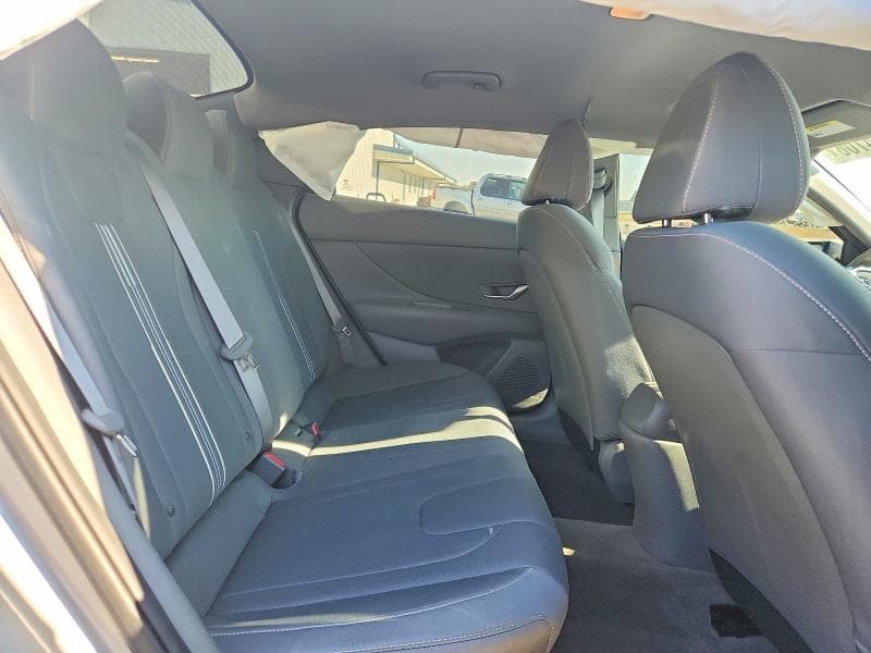 2021 HYUNDAI ELANTRA SEL 10