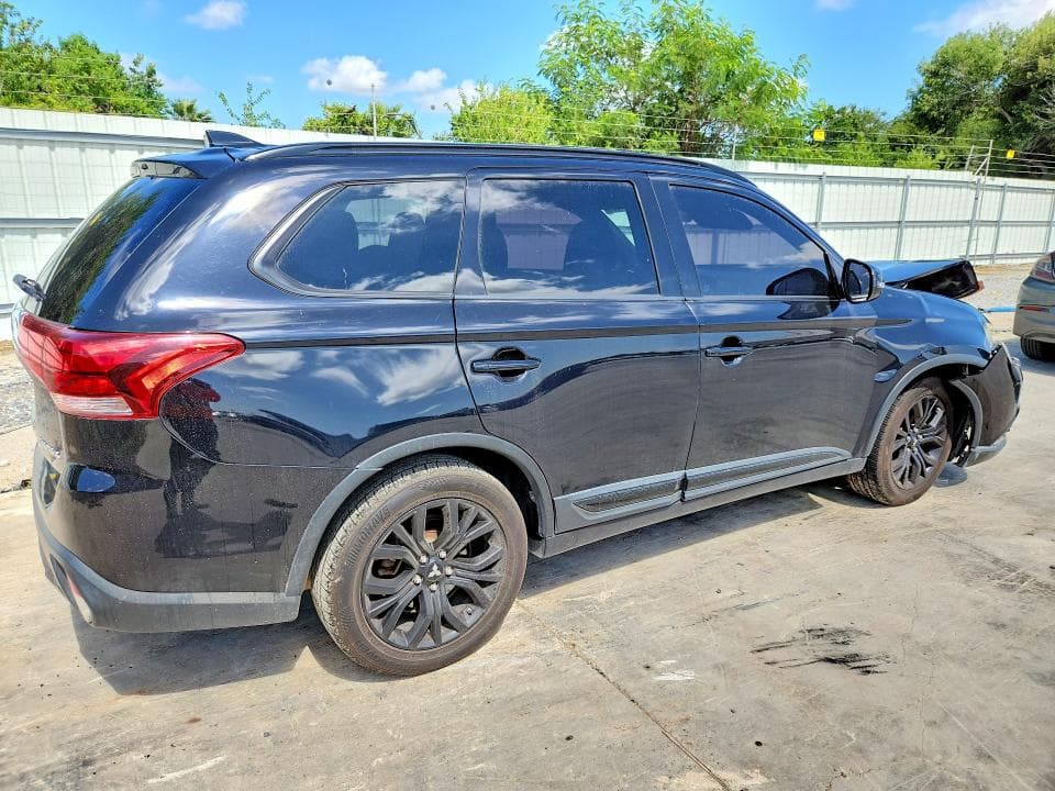 2018 MITSUBISHI OUTLANDER SE 3