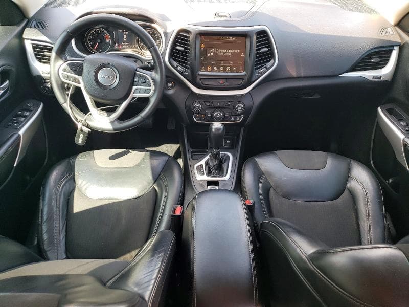 2018 JEEP CHEROKEE LATITUDE PLUS 8