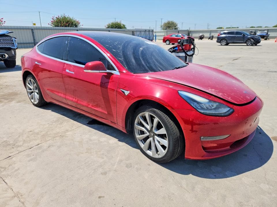 2018 TESLA MODEL 3 4