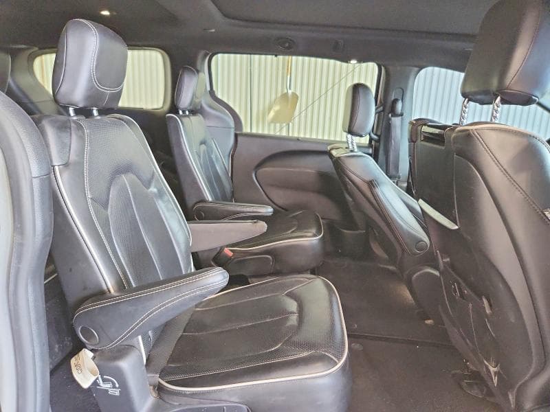 2022 CHRYSLER PACIFICA LIMITED 11