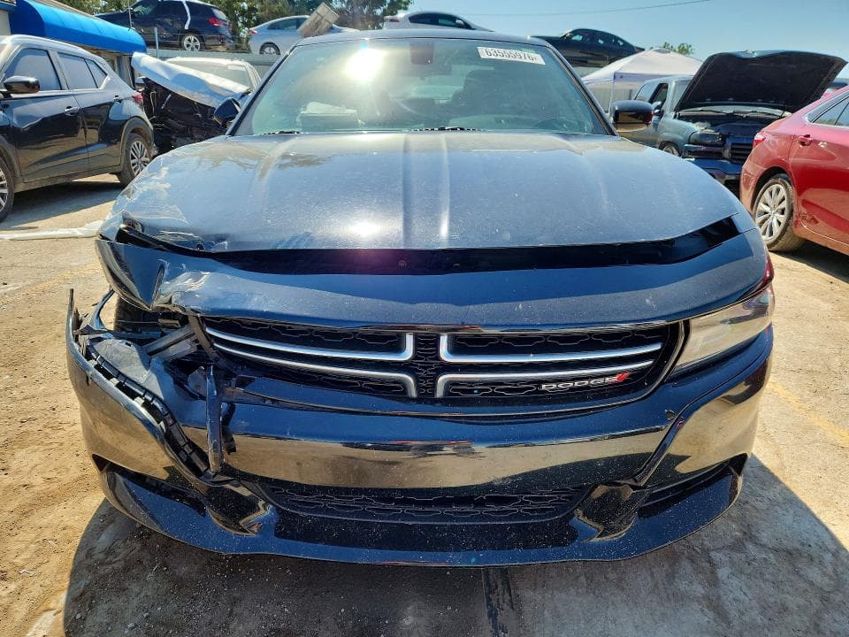 2017 DODGE CHARGER SE 5