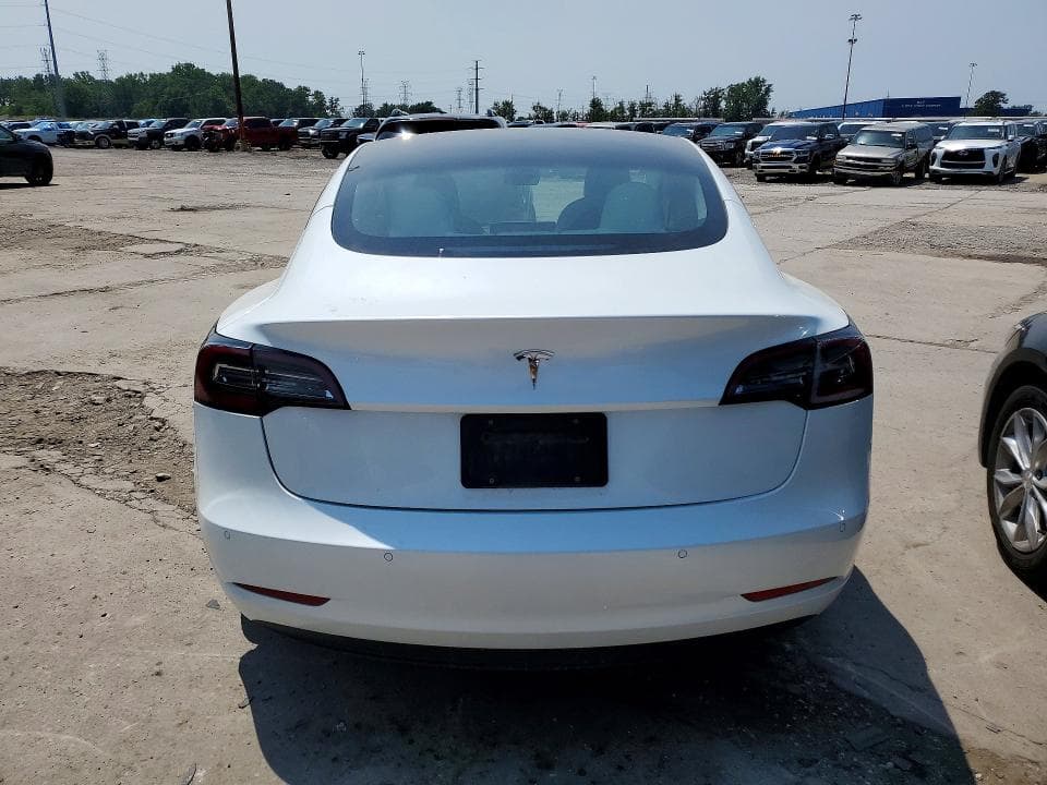 2021 TESLA MODEL 3 6
