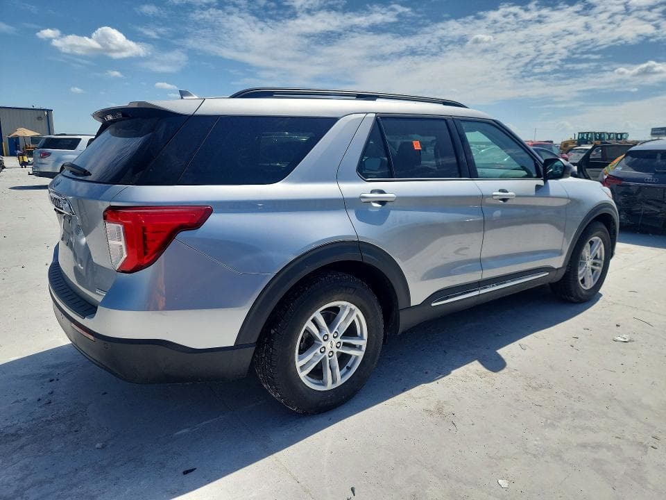 2020 FORD EXPLORER XLT 3