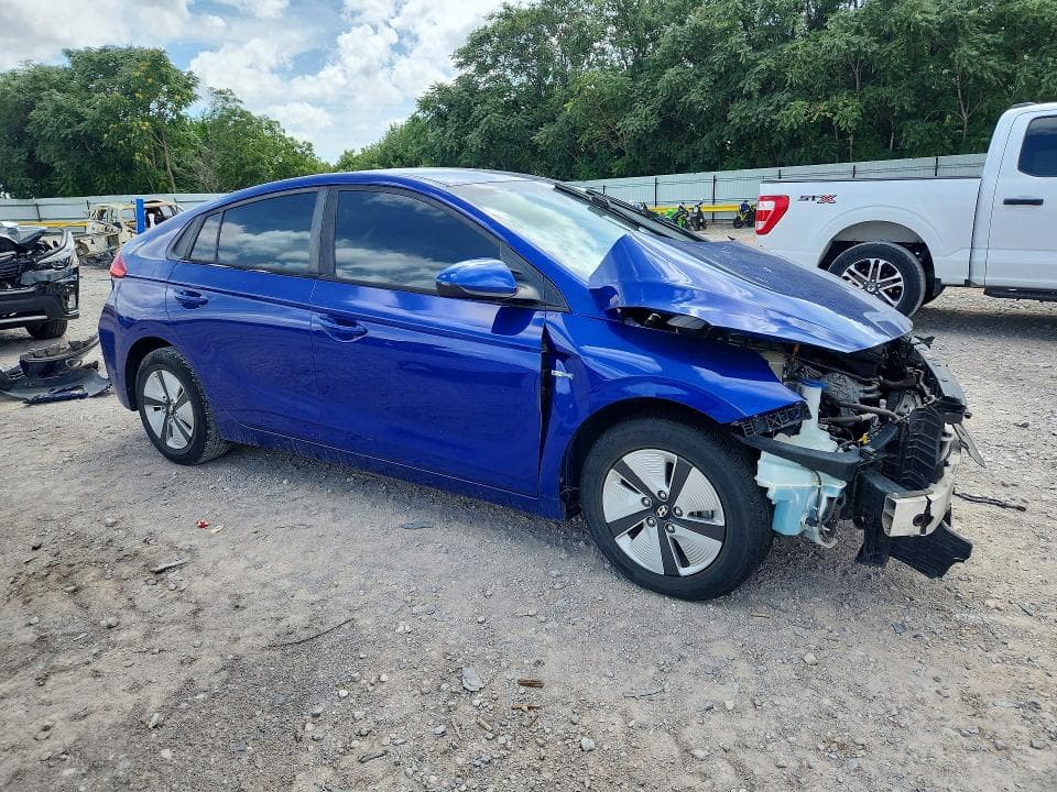 2020 HYUNDAI IONIQ BLUE 4