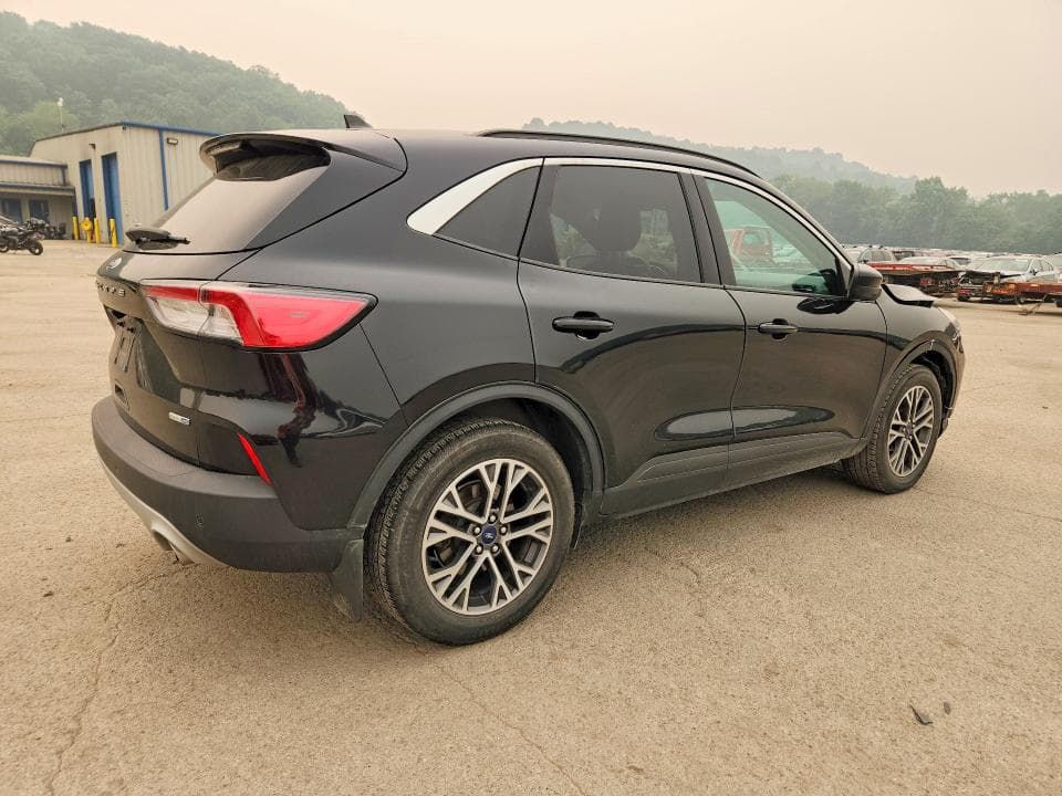 2020 FORD ESCAPE SEL 3