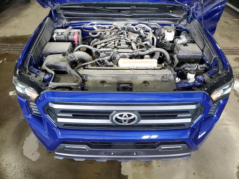 2024 TOYOTA TACOMA SR5 11