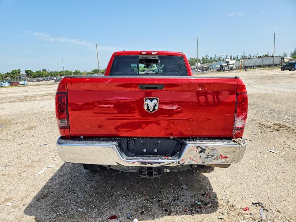 2019 RAM 1500 CLASSIC SLT 6