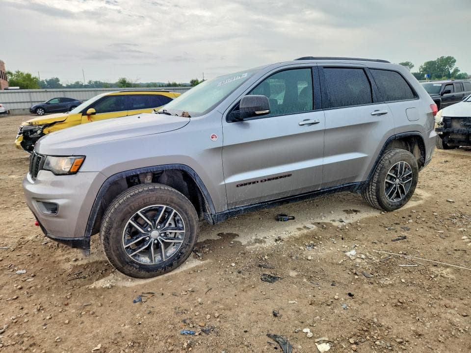 2017 JEEP GRAND CHEROKEE TRAILHAWK - 1