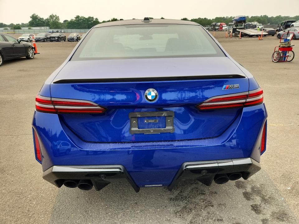 2026 BMW M5 BASE 6