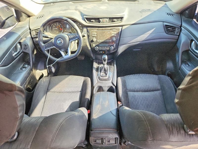 2017 NISSAN ROGUE SV 8