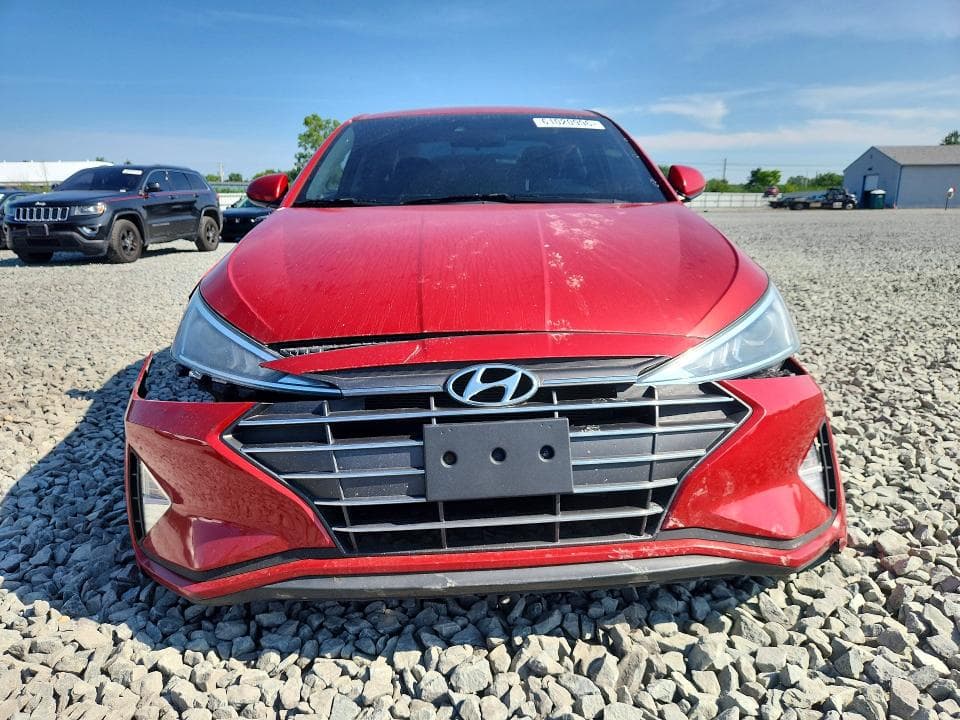 2020 HYUNDAI ELANTRA SEL 5