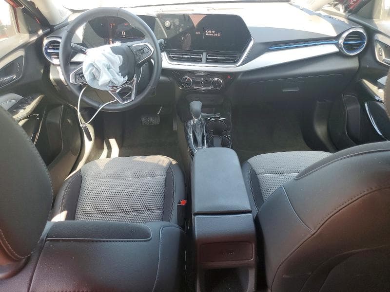 2026 CHEVROLET TRAX 1LT 8