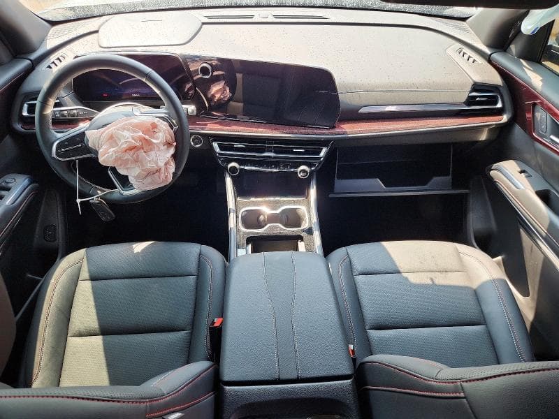 2025 CHEVROLET TRAVERSE Z71 8