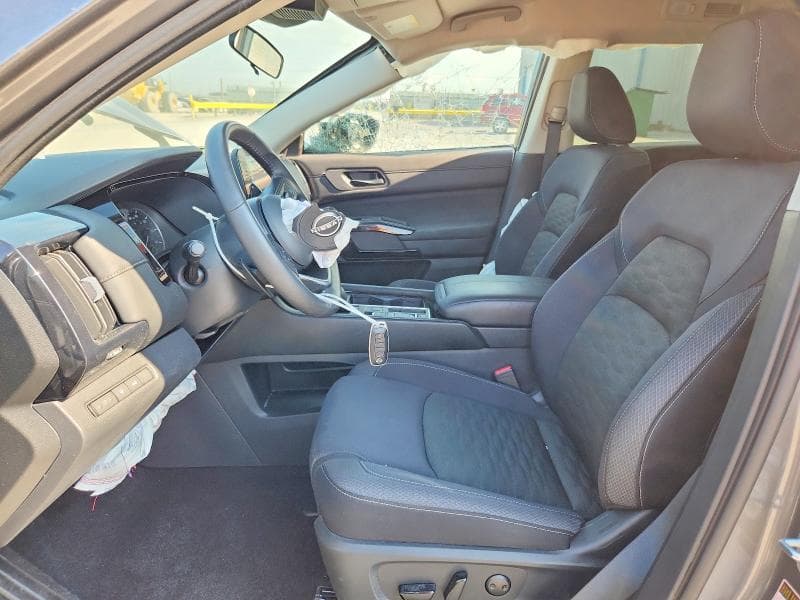 2025 NISSAN PATHFINDER SV 7