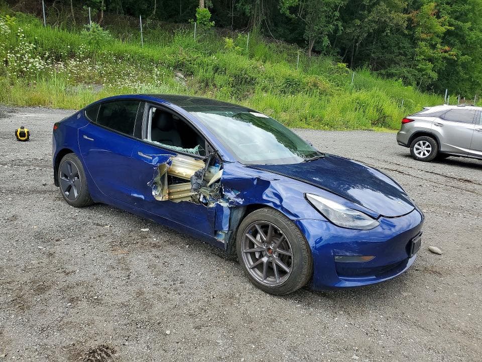 2022 TESLA MODEL 3 4