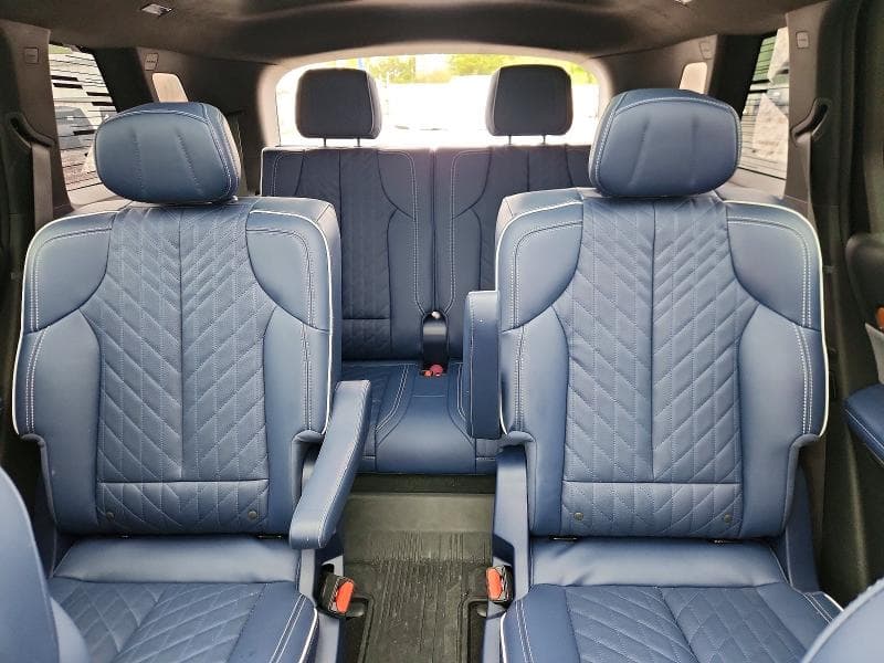 2026 CADILLAC VISTIQ PREMIUM LUXURY 10
