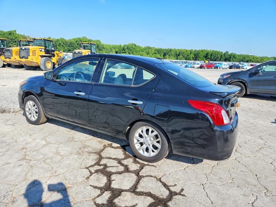 2018 NISSAN VERSA SV 2
