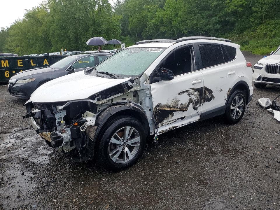 2018 TOYOTA RAV4 XLE - 1