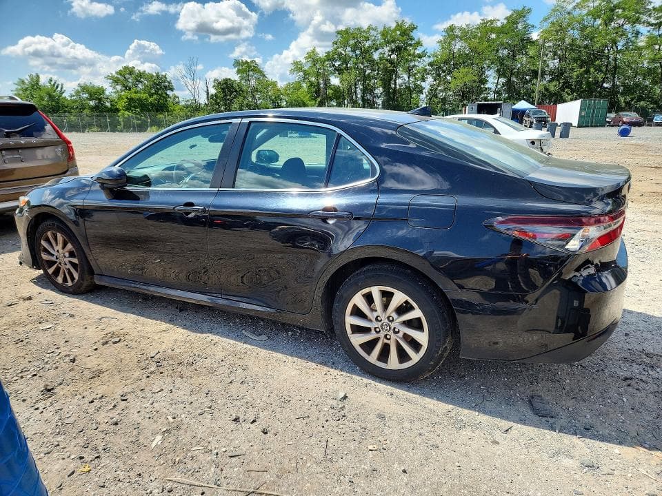 2023 TOYOTA CAMRY LE 2