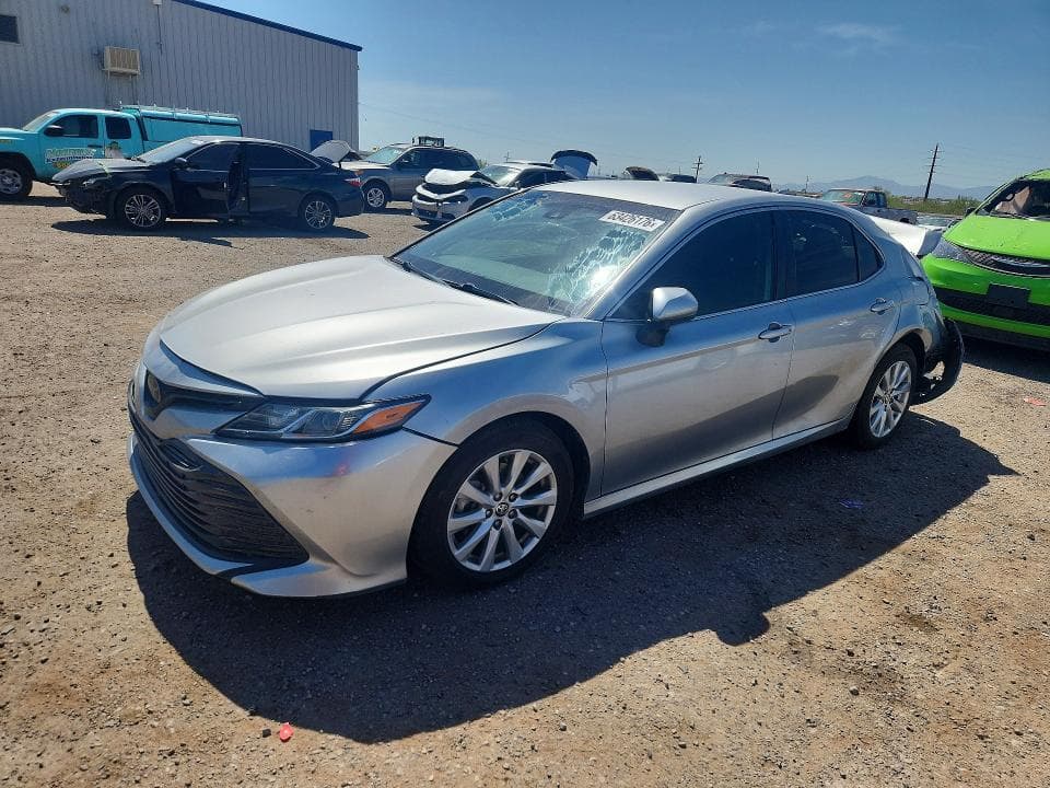 2020 TOYOTA CAMRY LE - 1
