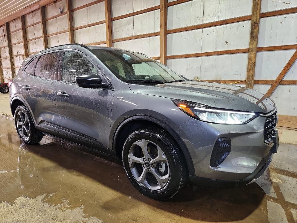 2026 FORD ESCAPE ST LINE 4