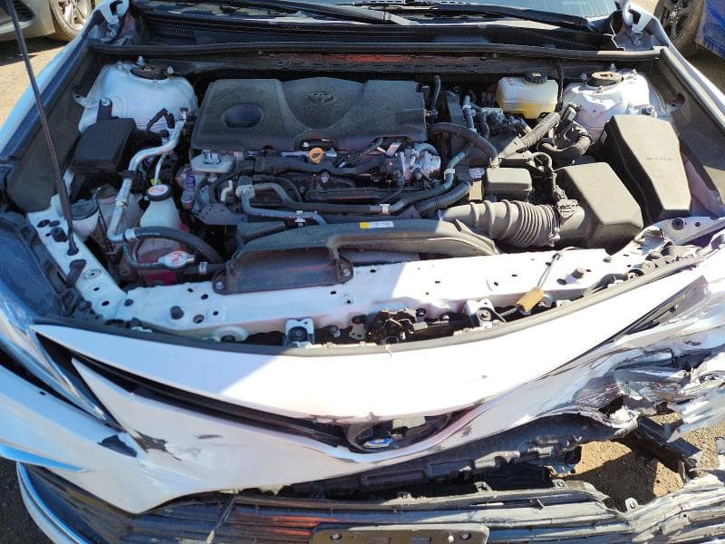 2021 TOYOTA CAMRY XLE 11