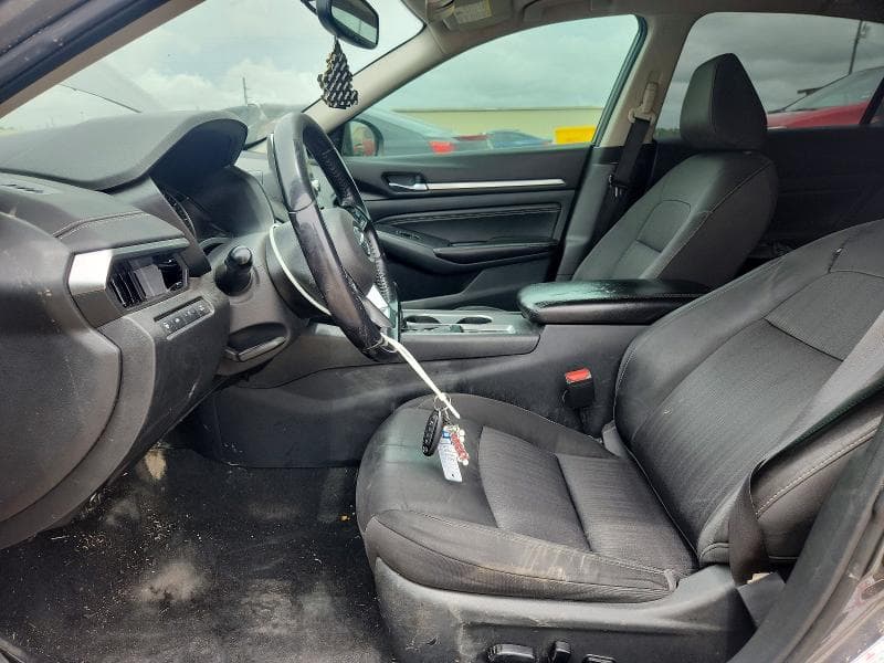 2019 NISSAN ALTIMA SV 7