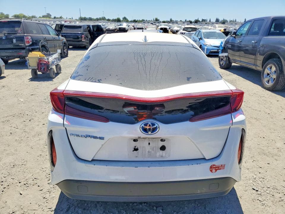 2017 TOYOTA PRIUS PRIME PREMIUM 6
