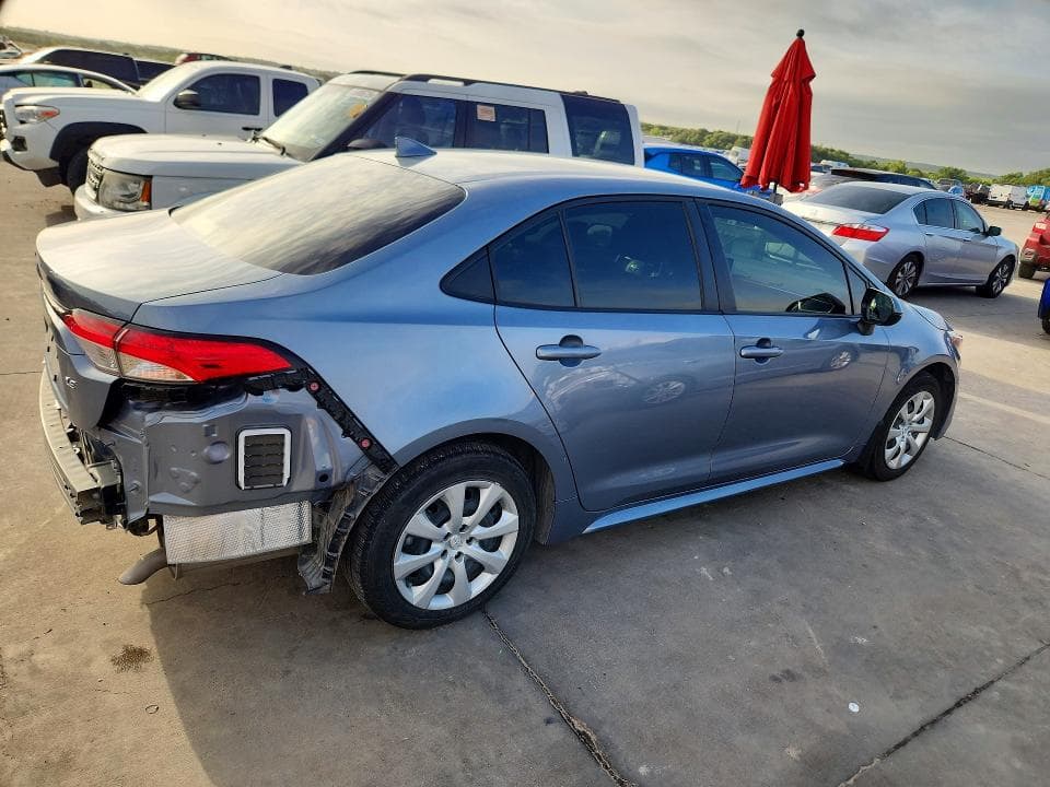 2021 TOYOTA COROLLA 3