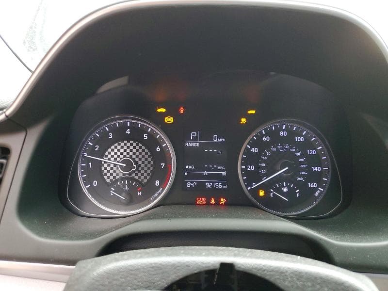 2019 HYUNDAI ELANTRA SE 9