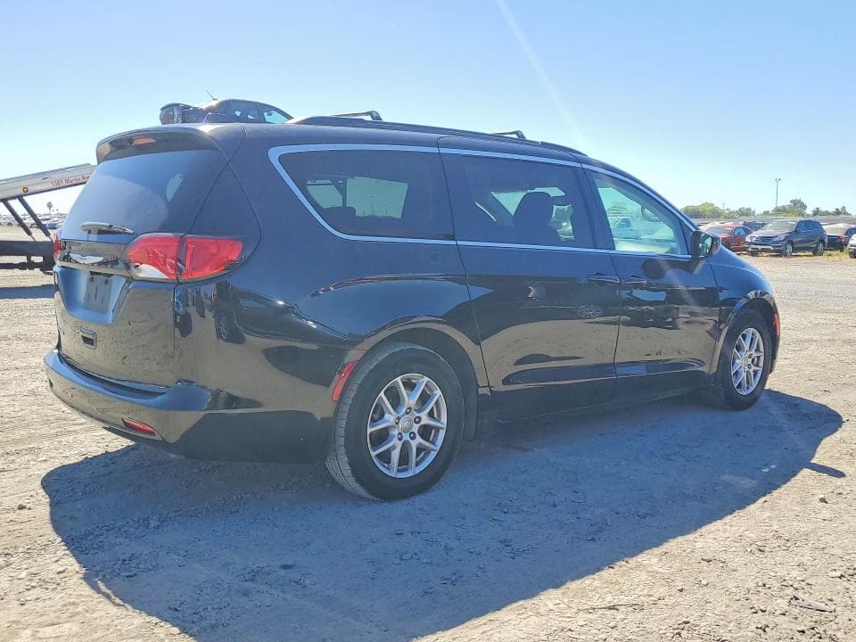 2020 CHRYSLER VOYAGER LXI 3