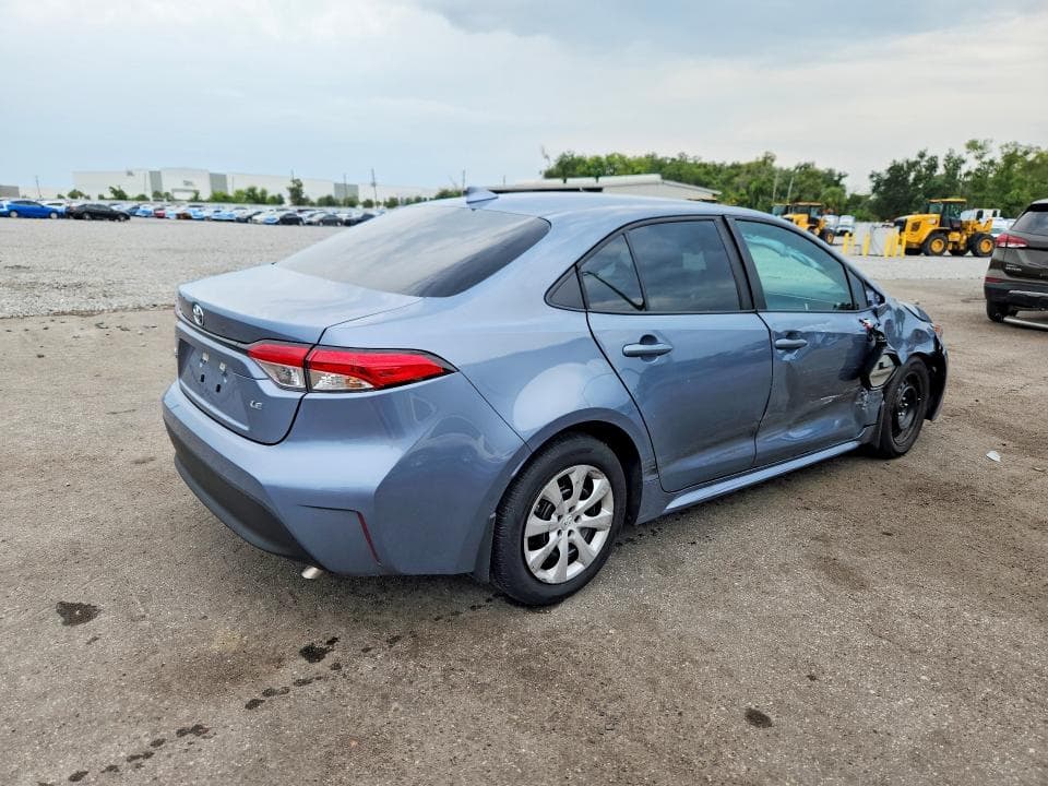 2026 TOYOTA COROLLA LE 3