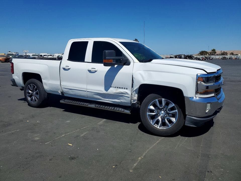 2017 CHEVROLET SILVERADO C1500 LT 4