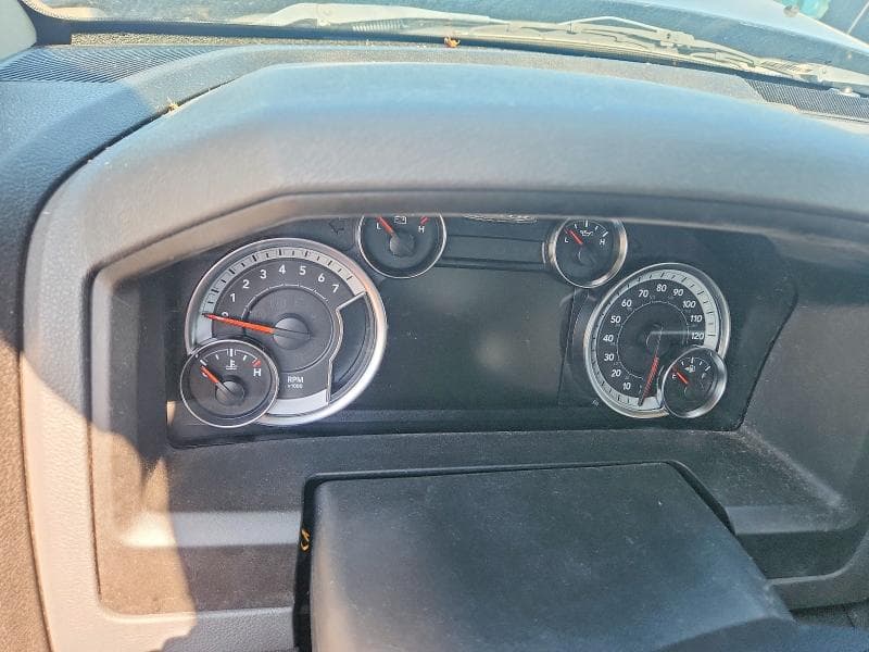 2019 RAM 1500 CLASSIC SLT 9