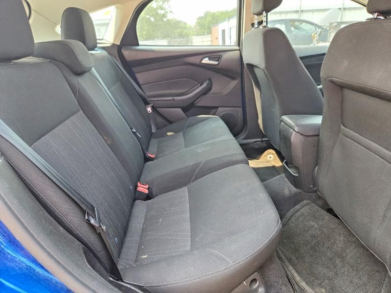 2018 FORD FOCUS SE 10